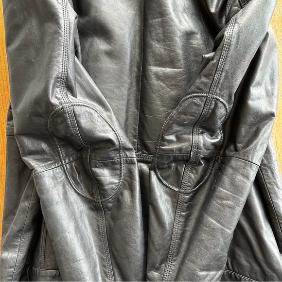 Hugo Boss Men's Black Calf Skin Leather Jacket | Size 44R - Picture 3 of 8